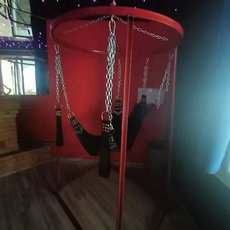 Romantique L'escapade Jacuzzi Διαμέρισμα Espondeilhan