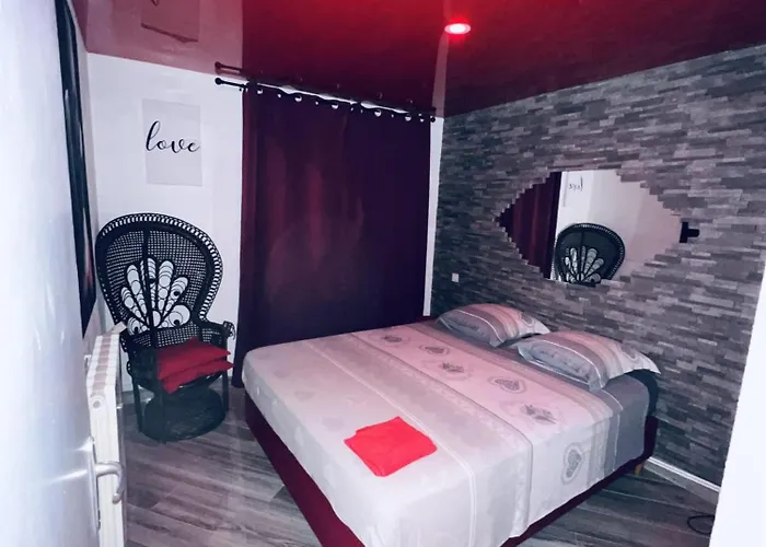 Romantique L'escapade Jacuzzi Espondeilhan